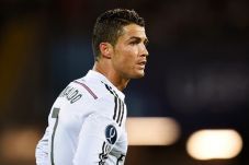 Ronaldo Bongkar Kehidupan...