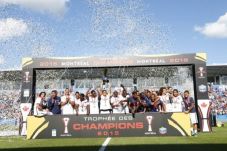 PSG Kantongi Gelar Juara...