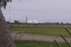 Pesawat Citilink Dievakuasi...