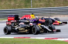 Renault Diambang Kebangkrutan