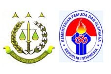 Kejagung Geledah Kantor...