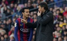 Pelatih Barcelona Enggan...