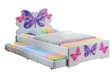 Memilih Furnitur Kamar...