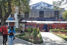 Gedung Rp8,7 M Dibiarkan...