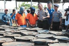 Gudang Aspal Curian...