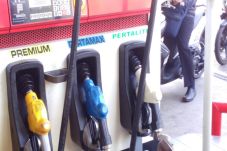 Konsumsi Premium Turun...