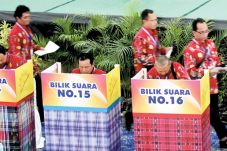 Haedar Nashir Raih Suara...