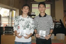 Yujin, Duo Jebolan Idola...
