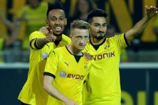 Dortmund Lolos Luar...