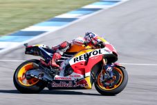 Rossi Tercecer Saat...