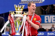 Roy Keane; Ikon MU yang...