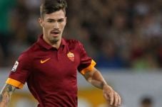 Bek AS Roma Merapat...