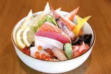 Varia Sushi Harga Bersahabat