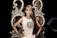 CL 2NE1 Tur di 18 Kota...