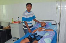 2 Siswa Kritis Dianiaya...