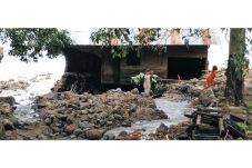 Sungai Silali Meluap,...
