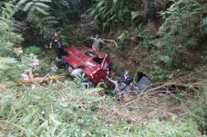 Mobil Rombongan Kasir...