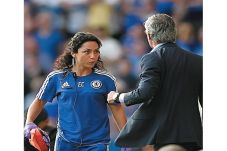 Si Cantik Carneiro Diusir...