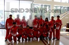 Bertolak ke Thailand,...