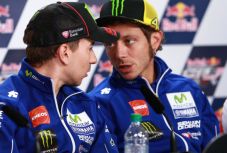 Rossi dan Lorenzo Galau...
