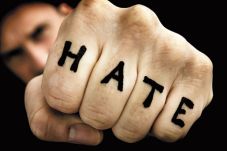 Hadapi Haters Dengan...