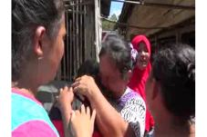 Dua Rumah di Bone Terbakar,...