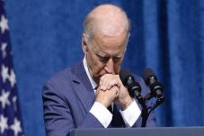 Biden: Pelaku Teror...