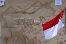 Tidak Pasang Bendera...