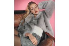 Topshop Gandeng Gigi...