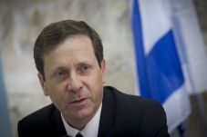 Oposisi Israel Khawatir...