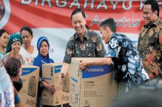 Rachmat Gobel Tetap...