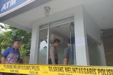 Kawanan Perampok Gondol...