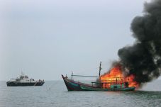 Tiga Kapal Illegal Fishing...