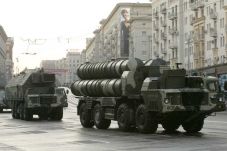 Rusia Hendak Pasok Sistem...