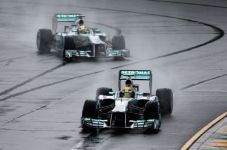Mercedes Siap Hadapi...
