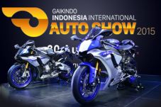 Duo Yamaha YZF-R1 dan...