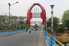 Kota Tangerang Hamburkan...