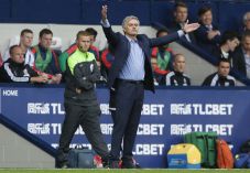 Jose Mourinho Akui Timnya...