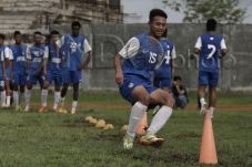 Muchlis Panaskan Persaingan...