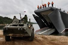 Latihan Perang, Rusia...