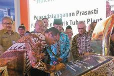 Industri Semen Didorong...