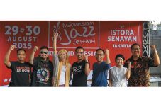 120 Musisi Jazz Akan...
