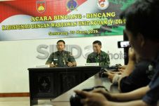 TNI AD Tantang Warga...