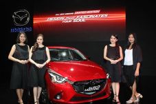Mazda Pamerkan Busana...