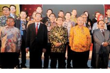 Pengembang Raih Penghargaan...