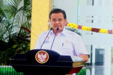 Teras Narang Ditunjuk...