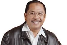Ilham Arief Sirajuddin...