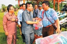 45 Kelompok Tani Terima...