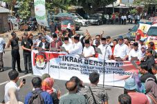 Cabup-Cawabup Blusukan...