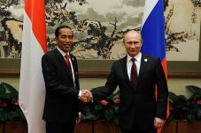 Kemlu Minta Rusia Bebaskan...